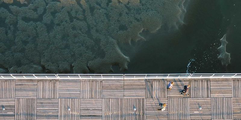 EH2012企业建站指南：如何选择主机服务商实现数字化转型