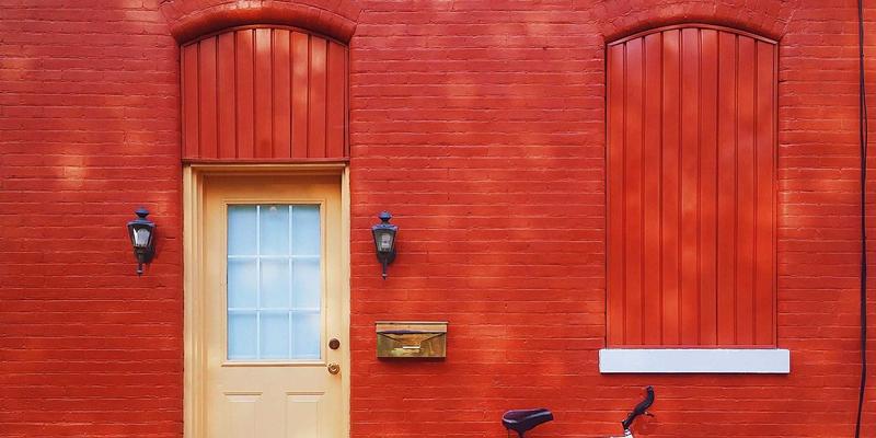 EH2012标准下工业机器人安全集成：如何选择符合规范的VPS与云服务器